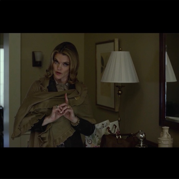 Wool scarf - Picture 2 of 4